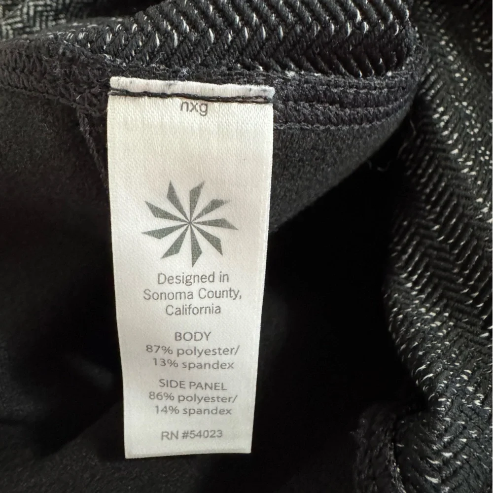 ATHLETA 🩶 Chic Gray, Black Faux Leather Panel High-Waist Leggings (Size Medium) - Picture 11 of 13